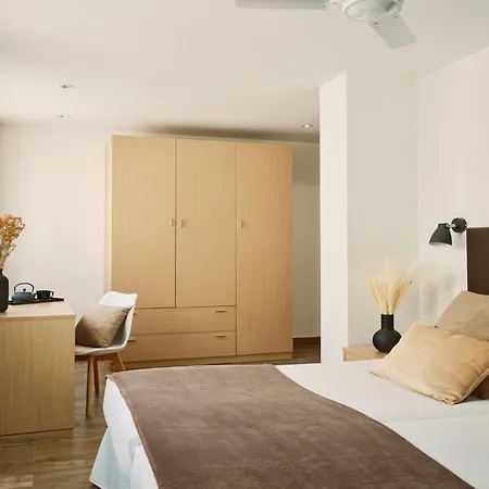 Hotel MET Pamplona-3